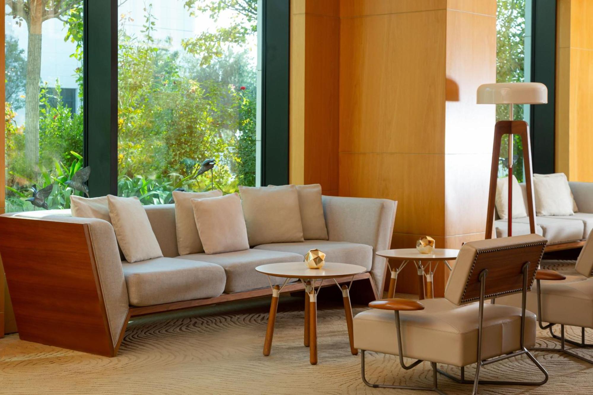 Baku Marriott Hotel Boulevard Екстериор снимка The lobby