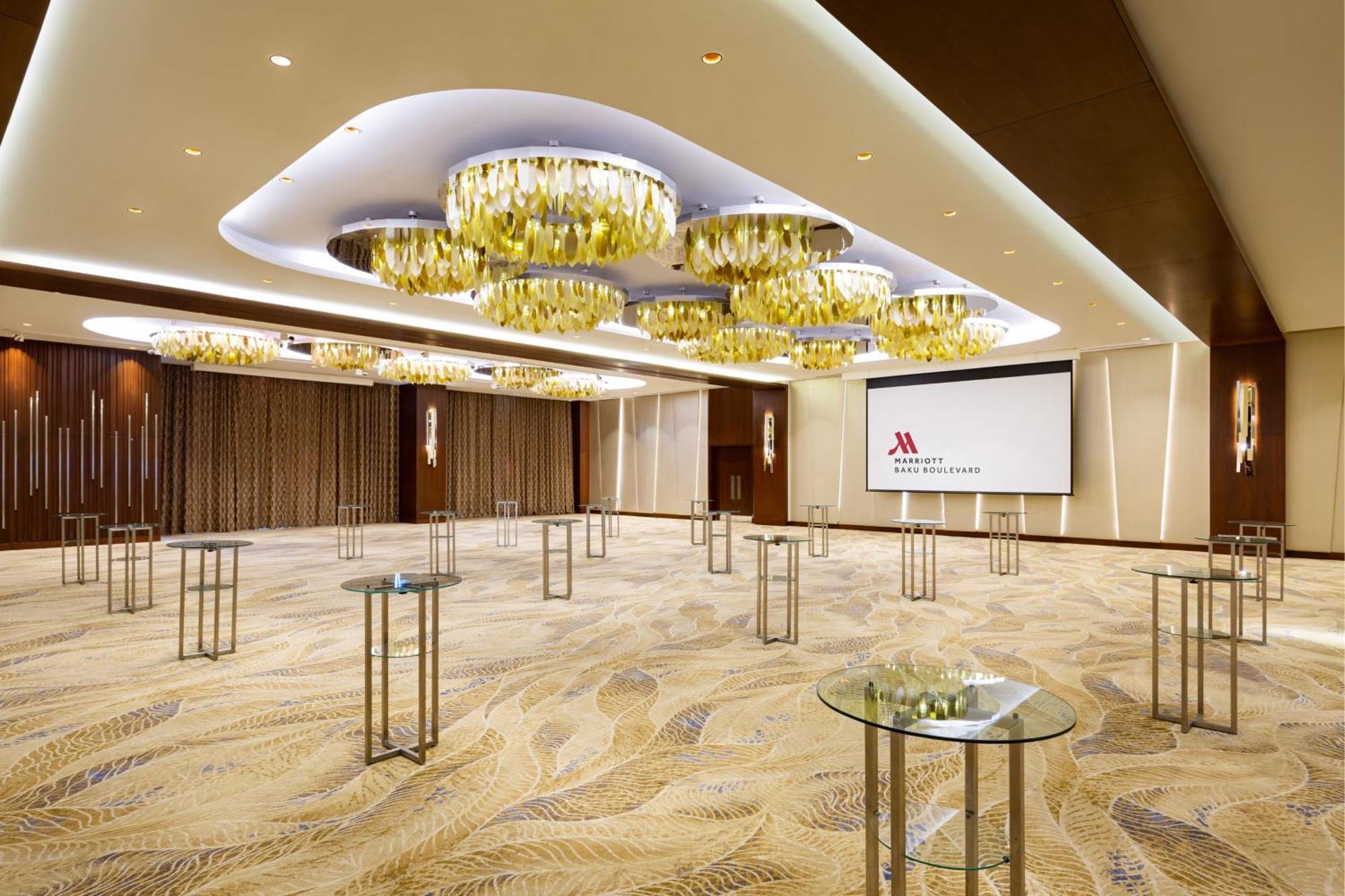 Baku Marriott Hotel Boulevard Екстериор снимка The ballroom
