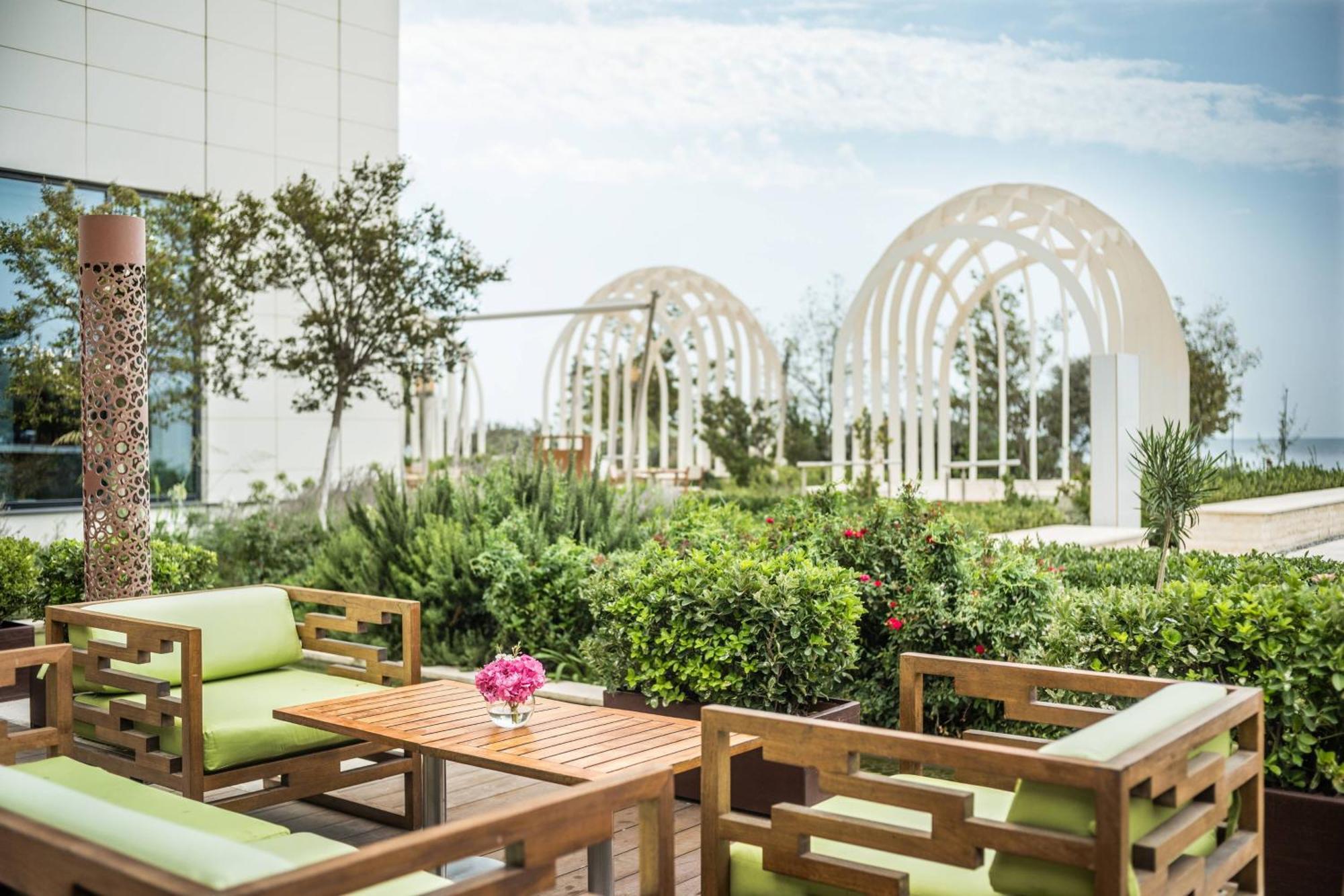 Baku Marriott Hotel Boulevard Екстериор снимка The Park, Hyderabad